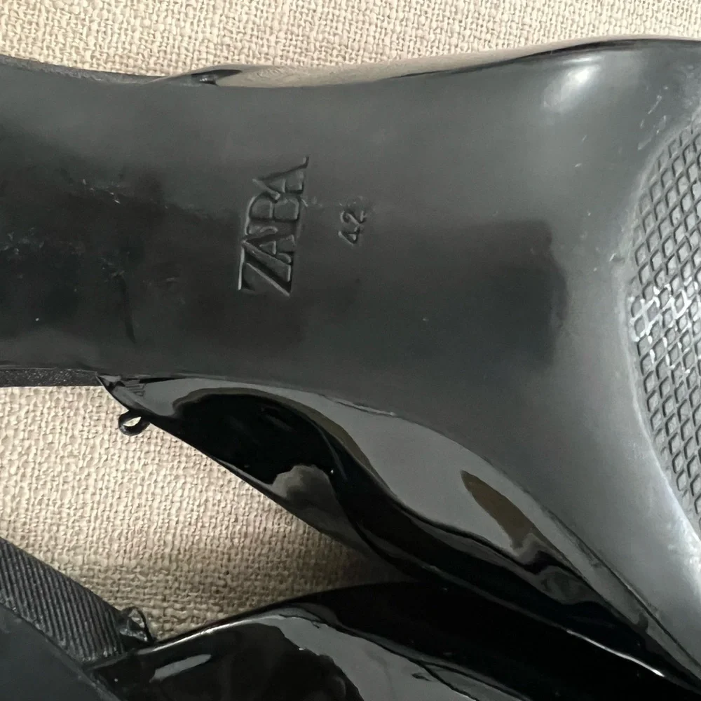 Zara Black Mules with Bow Detail - Picture 10 of 11